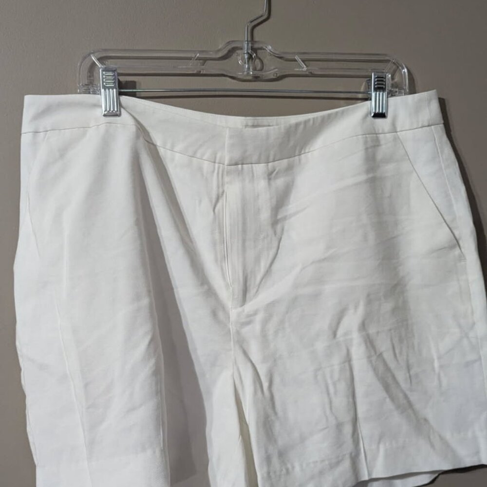 A New Day White tailored shorts  size 14
